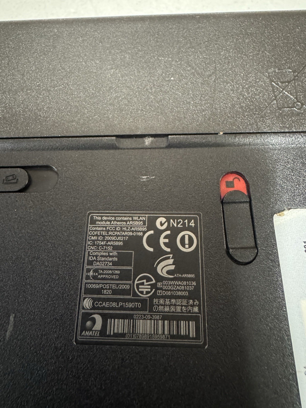 Acer Aspire 5733 i3-370M Laptop No HDD Battery Dead No Charger AS IS