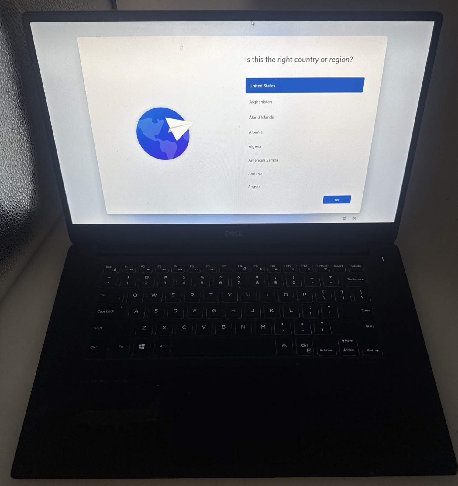 Dell Precision 5540 Mobile Workstation i9-9980HK 32GB RAM 512GB SSD – READ