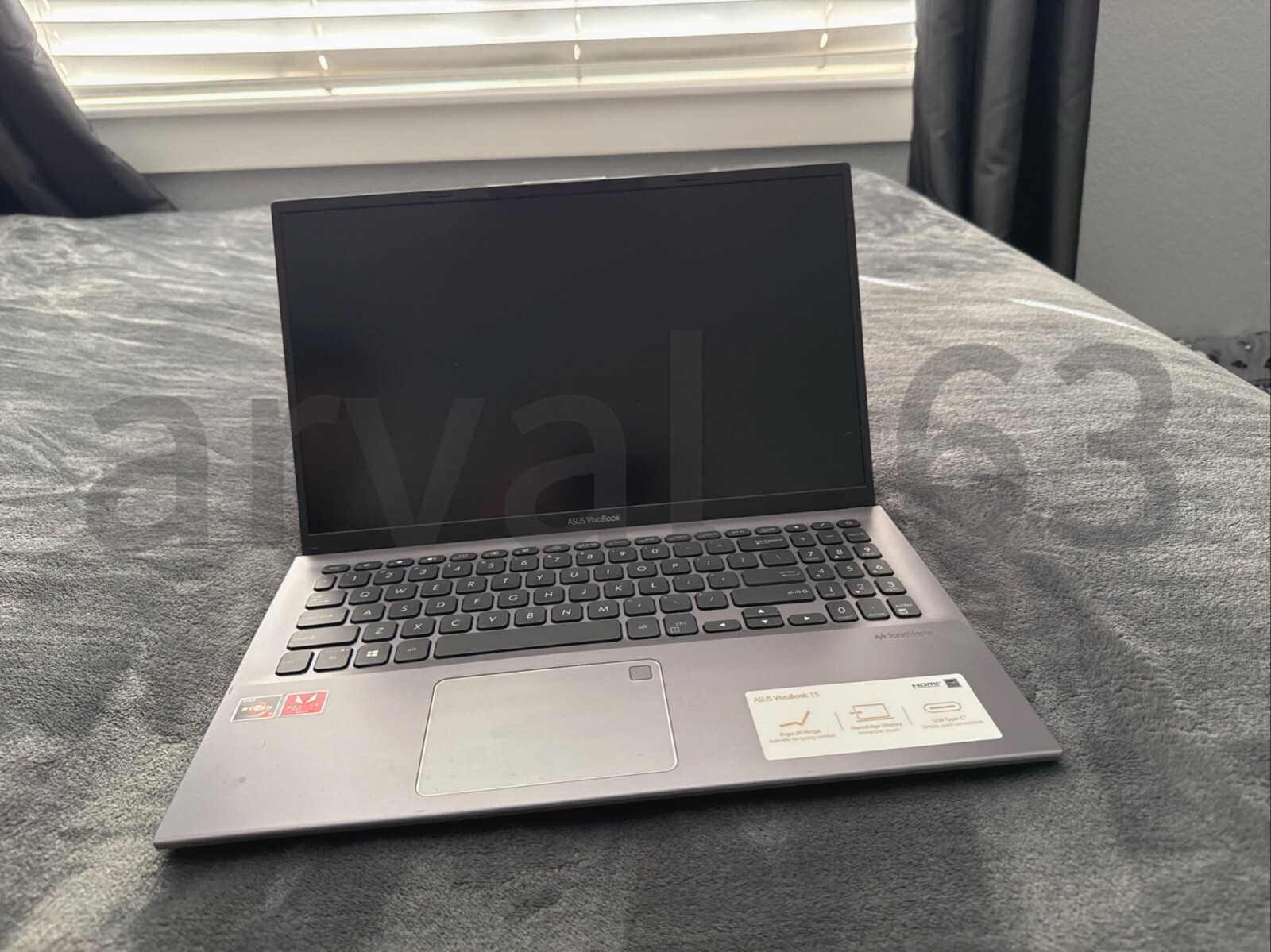 ASUS VivoBook X512DA/F512DA – AMD Ryzen 7 3700U Processor – 8GB Ram – 512 GB SSD
