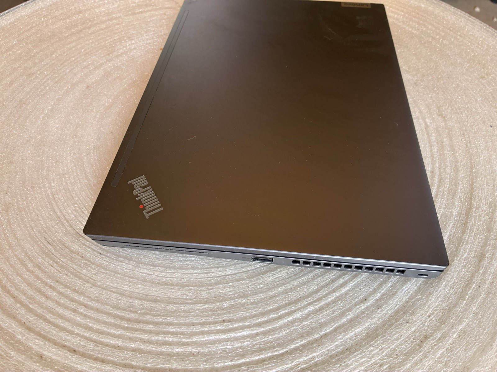 LENOVO T14s Gen2 Touchscreen i7-1185G7 3.00 GHz 32GB RAM No SSD