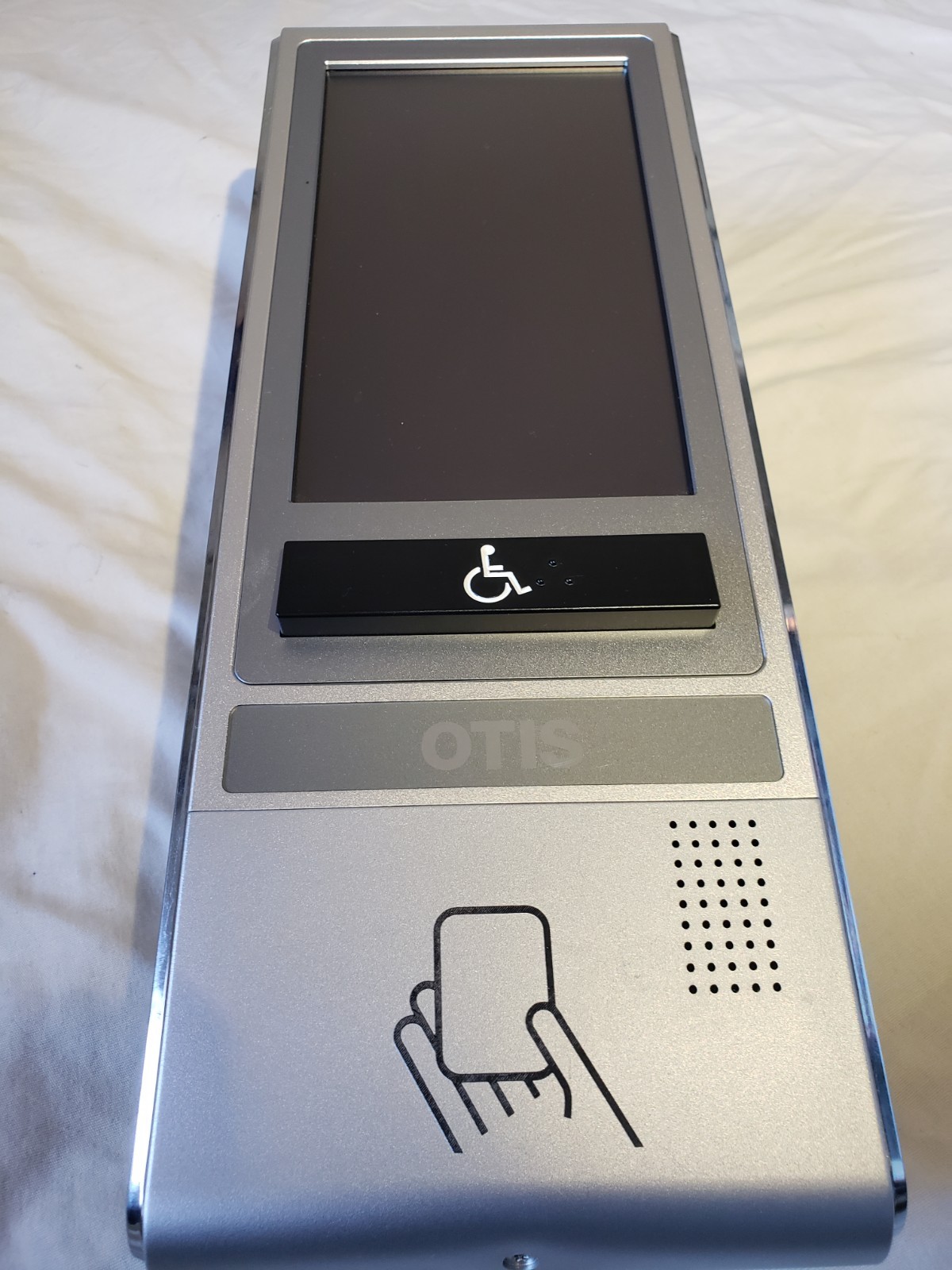 OTIS 360 DESTINATION TOUCHPAD TERMINAL MODEL XCA23505B997-1-1-1-2