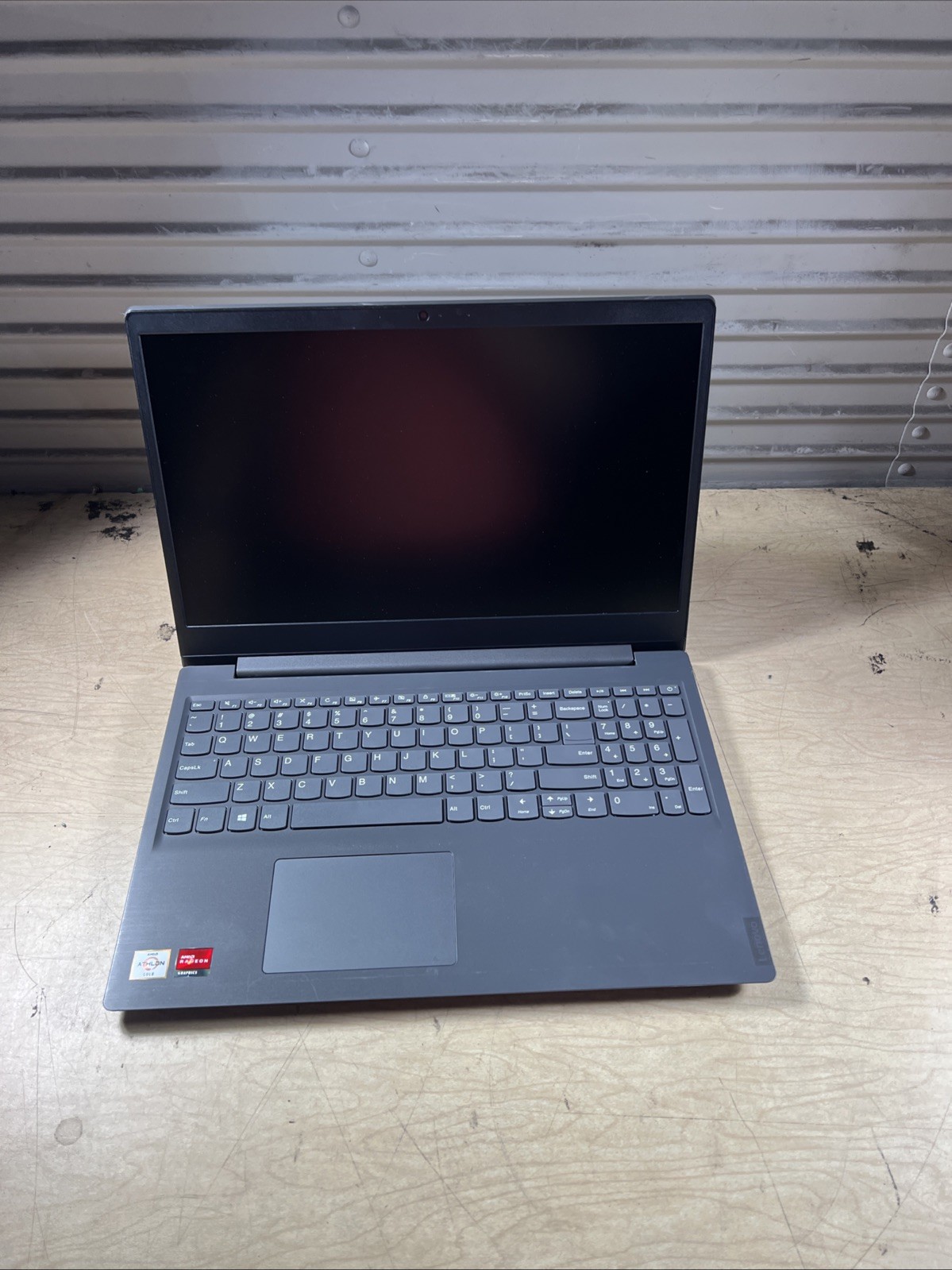LENOVO V15-ADA AMD ATHLON GOLD 3150U 8GB RAM **NO HD/ NO CADDIE/ NO OS