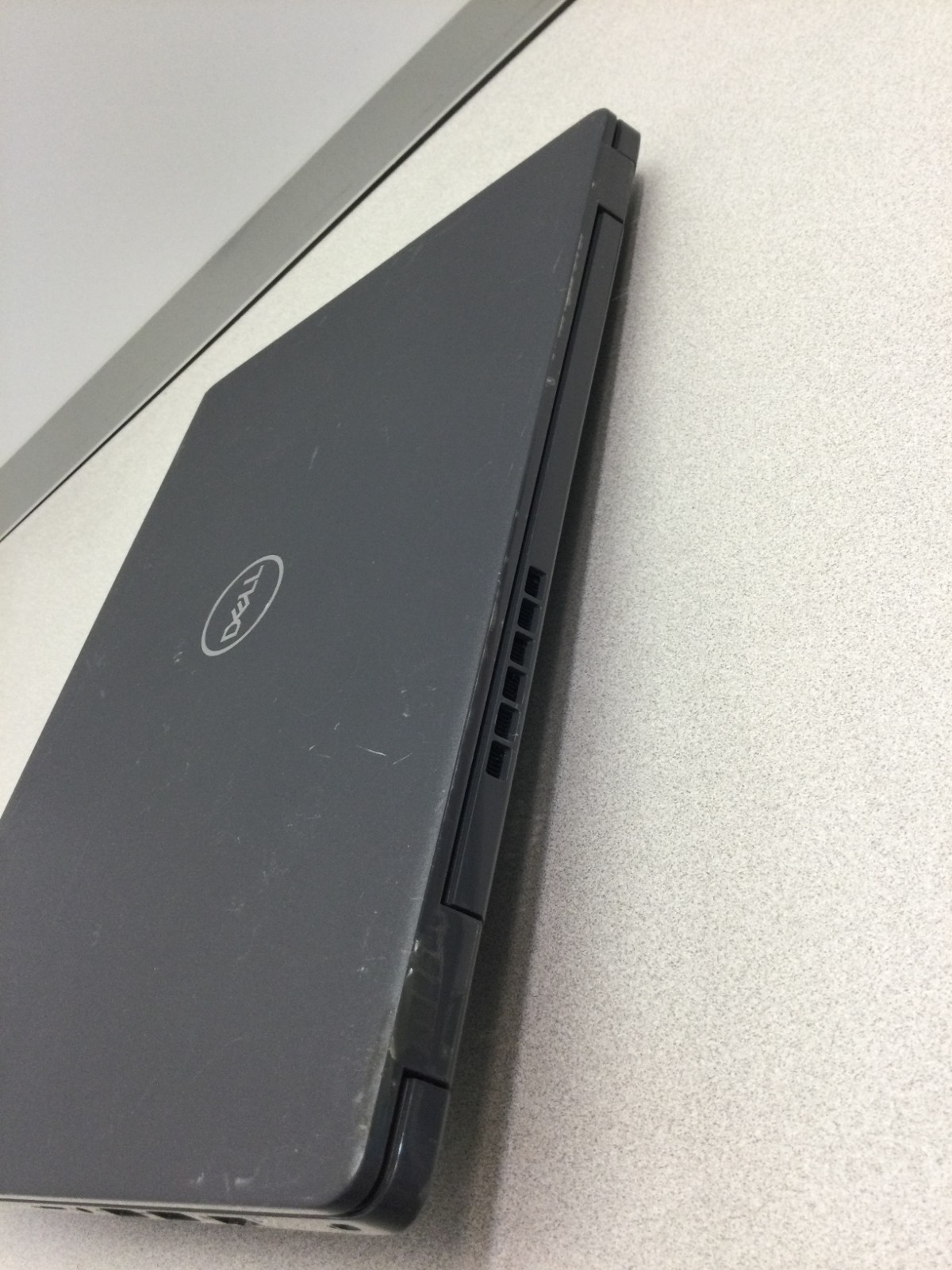 Dell Latitude 3510 15.6″intel core i5-10210U 1.60GHz 8GB RAM 128GB SSD W11P