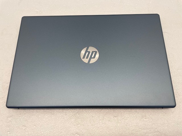 HP 15-fd0628ds 15.6″ Notebook Intel N100 4GB 128GB SSD W11H 8L1H1UAR#ABA