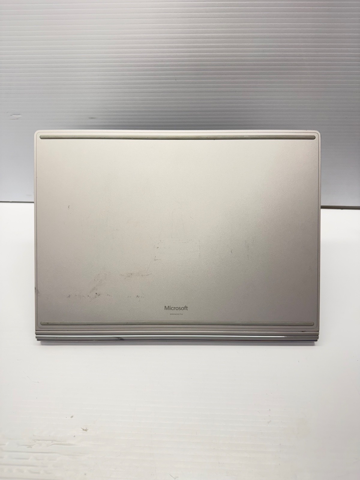 Microsoft Surface Book 3 15.5” i710th-32GB 512 SSD Windows 11pro