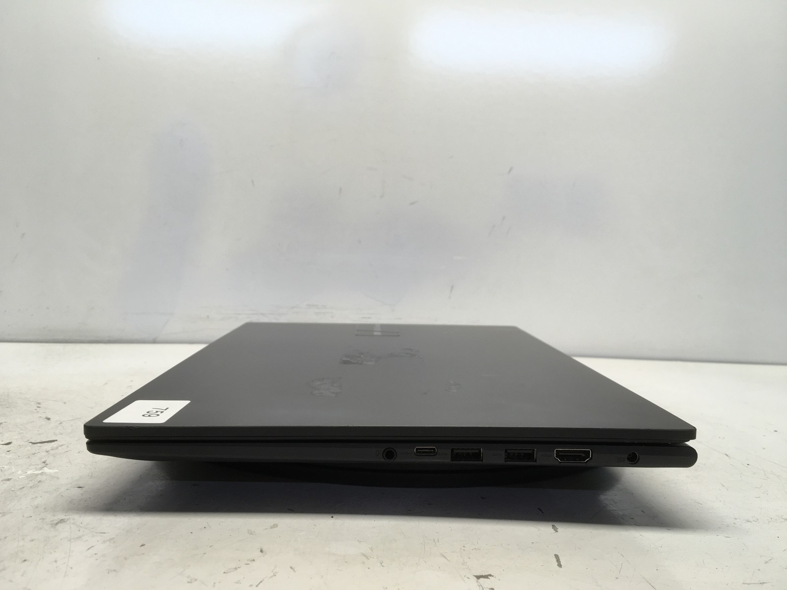 Asus Vivobook X1605M Intel Core i5-1335U 1.3GHz 16 GB NO HDD No Batt