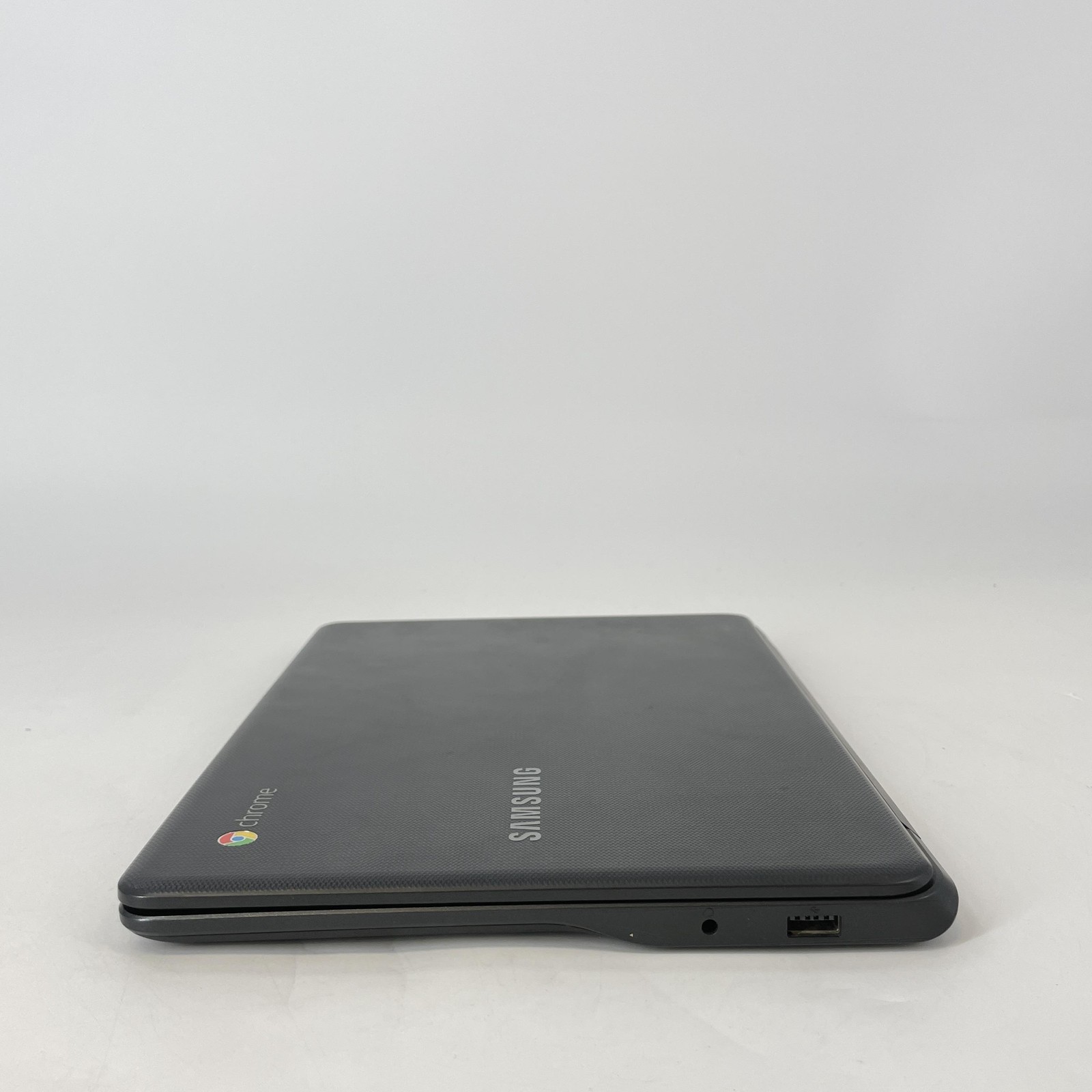 Samsung Chromebook 3 XE500C13 11.6 HD+ 1.6 GHz Celeron 2GB 16GB eMMC Good