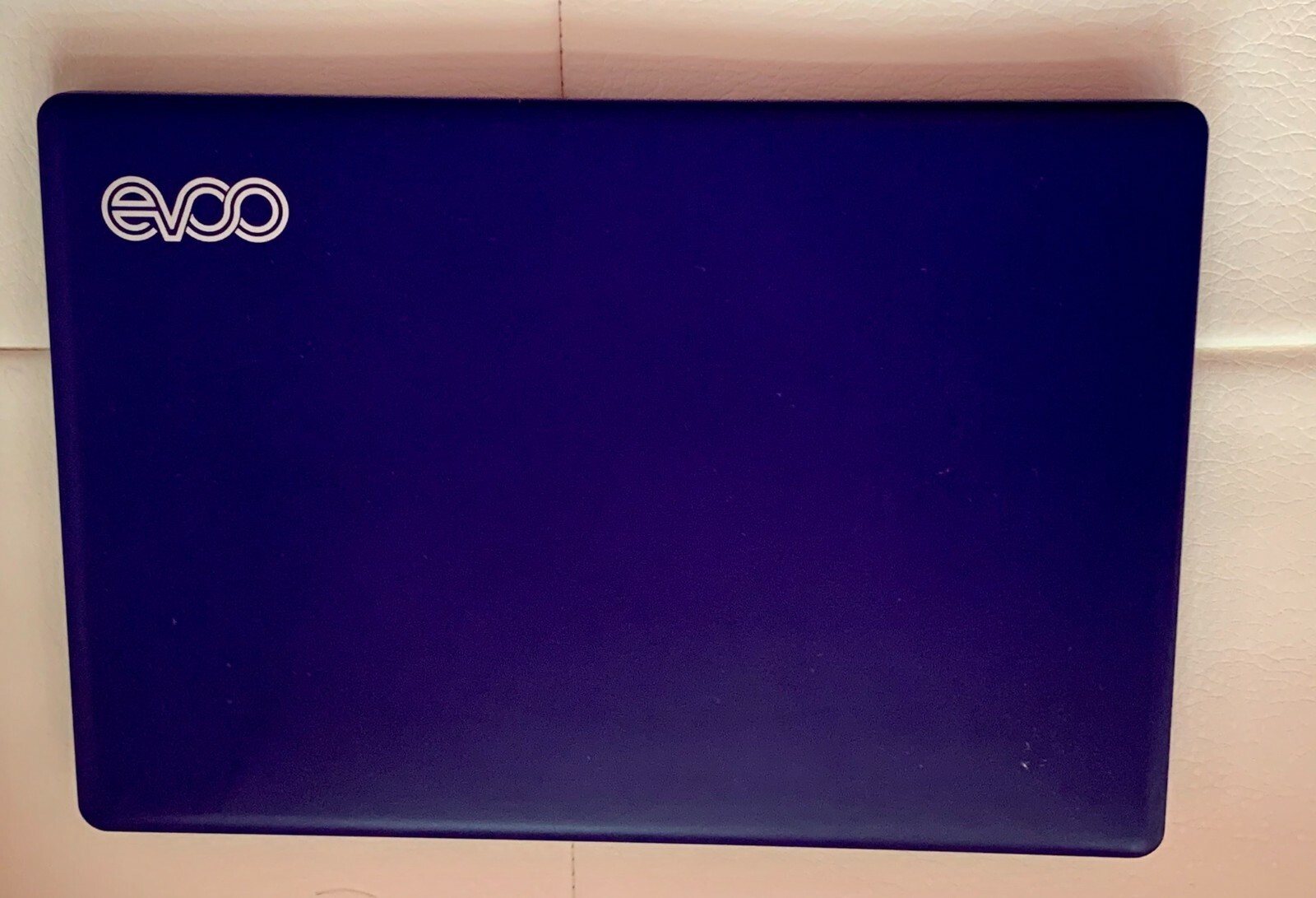 Evoo Windows 11/10 Dual Boot Ultra Slim 11.6″ 64GB/256GB SSD; 4GB RAM IPS Laptop