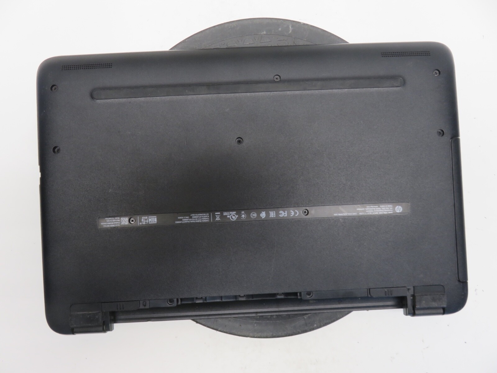 HP 15-BA079DX Laptop AMD A10-9600P Radeon R5 2400MHz 6 GB NO HDD No Batt