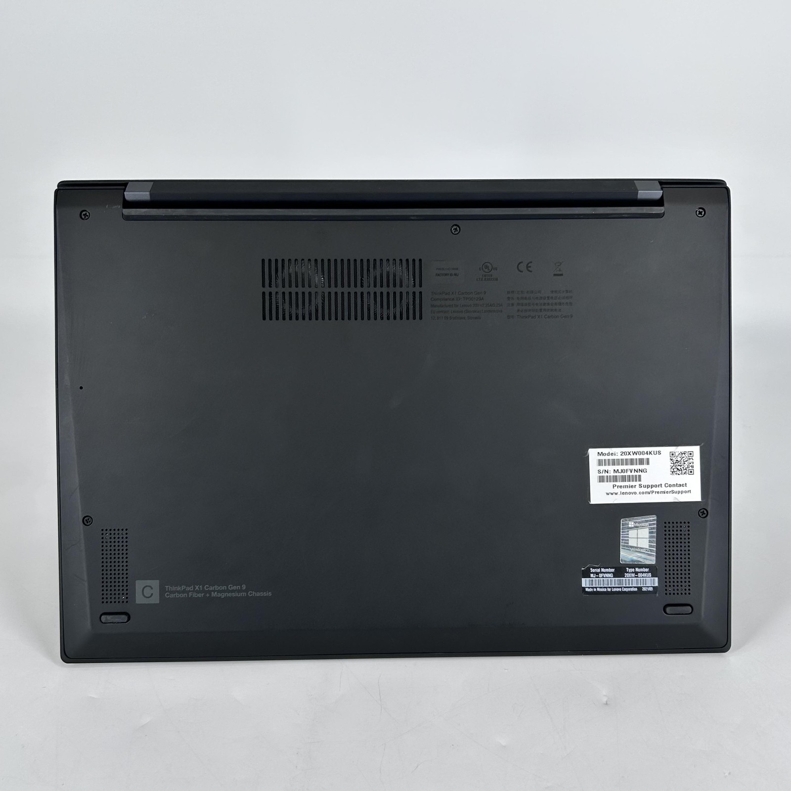 Lenovo ThinkPad X1 Carbon Gen 9 14 FHD+ 2.4GHz i5-1135G7 16GB 256GB BAD BATTERY