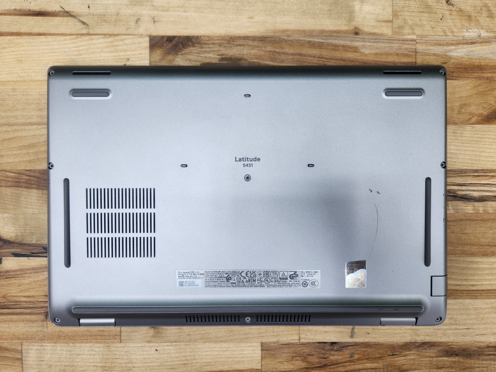 Dell Latitude 5431 14″ FHD Laptop i7-1270P 16GB RAM 256GB SSD Windows 11 Pro ~