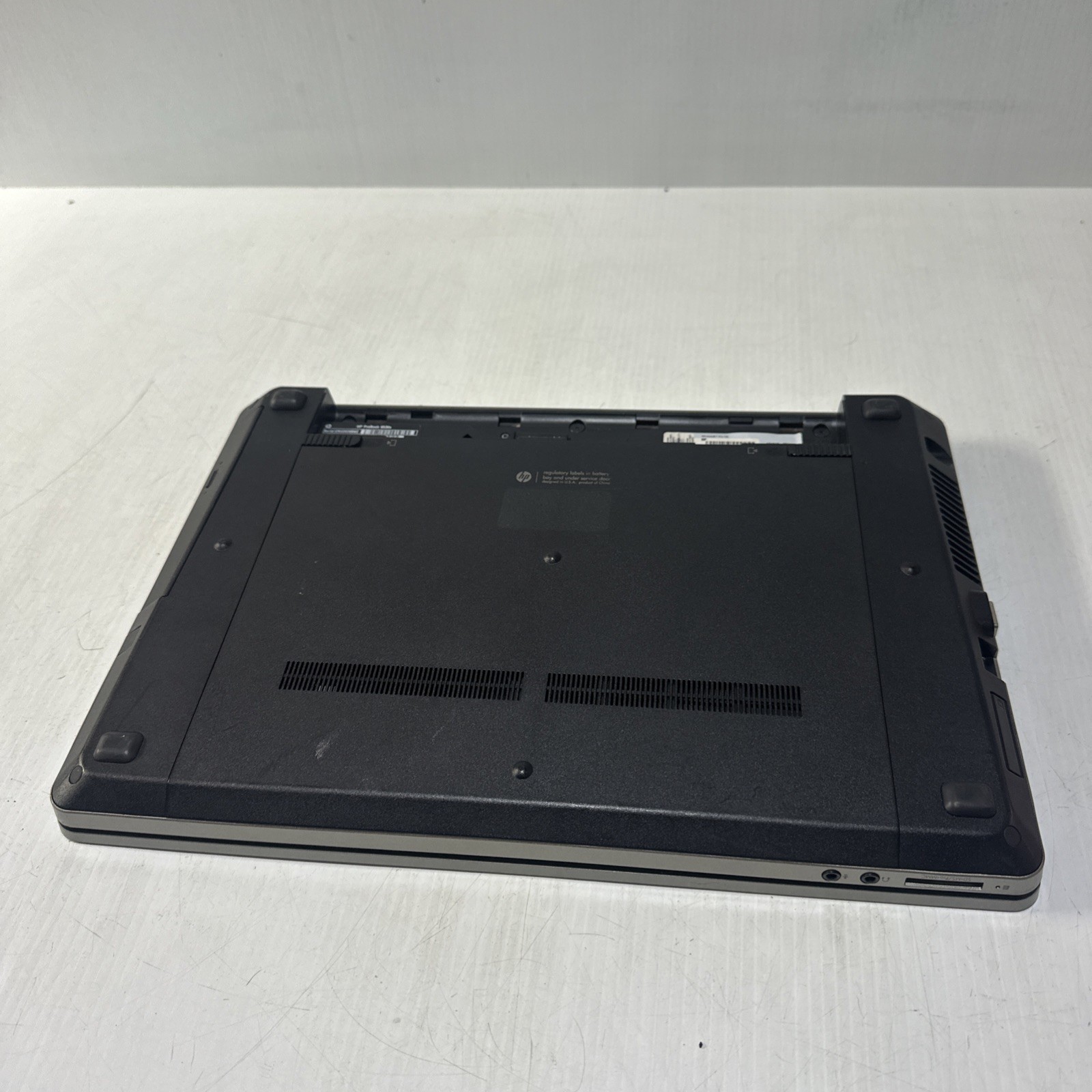 Hp Probook 4530s 15″ Laptop i5-2410m 4gb Ram No Drives No Battery Powers On