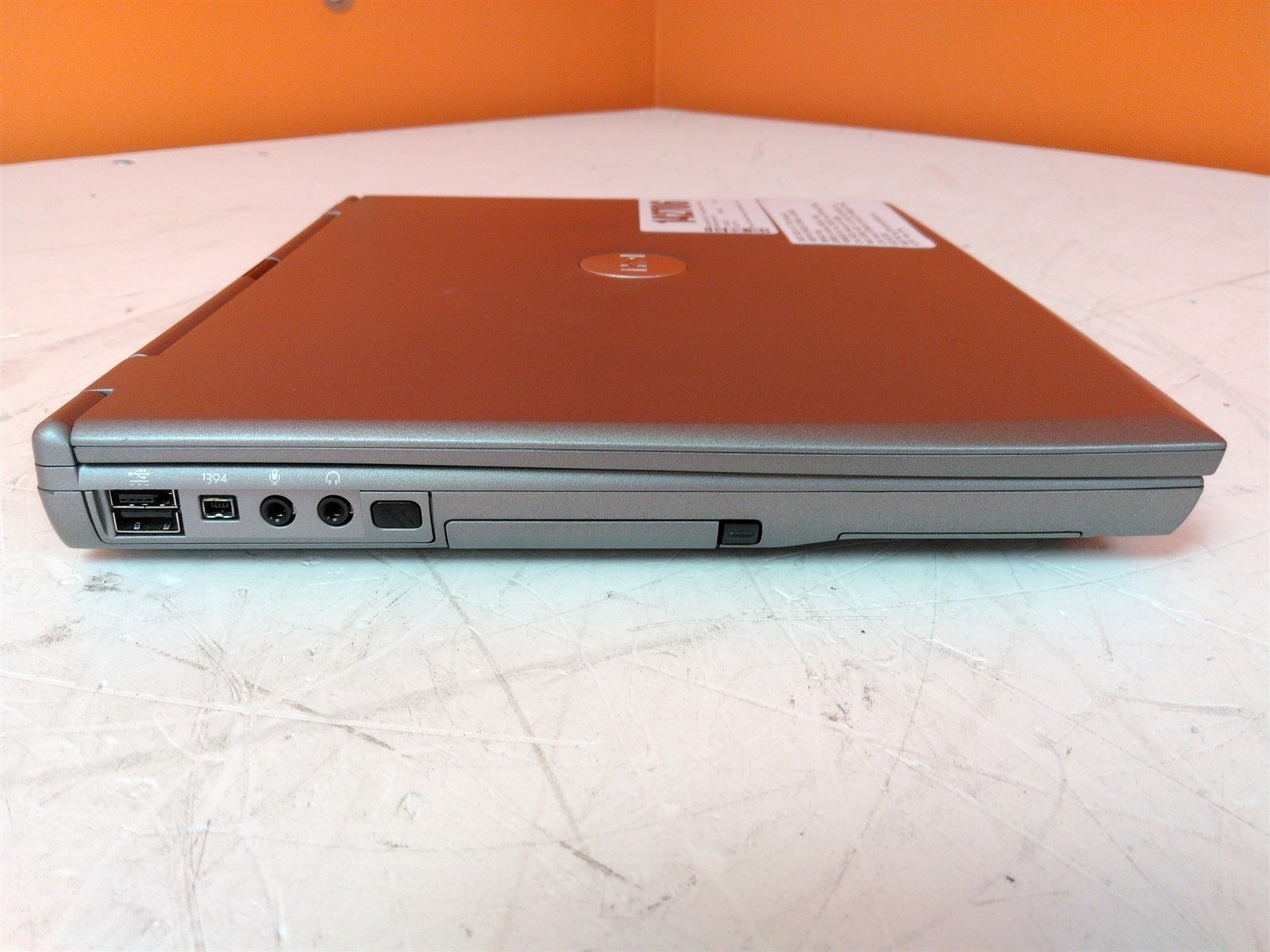 Dell Latitude D400 12.1″ Laptop Pentium M 1.40GHz 512MB 10GB No PSU