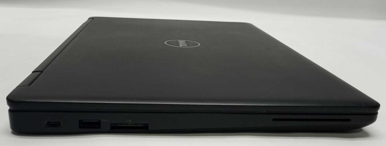 Dell Precision 3520 15.6″FHD i7-7820HQ@2.90GHz 32GB RAM NVIDIA No HDD/OS MC327*!