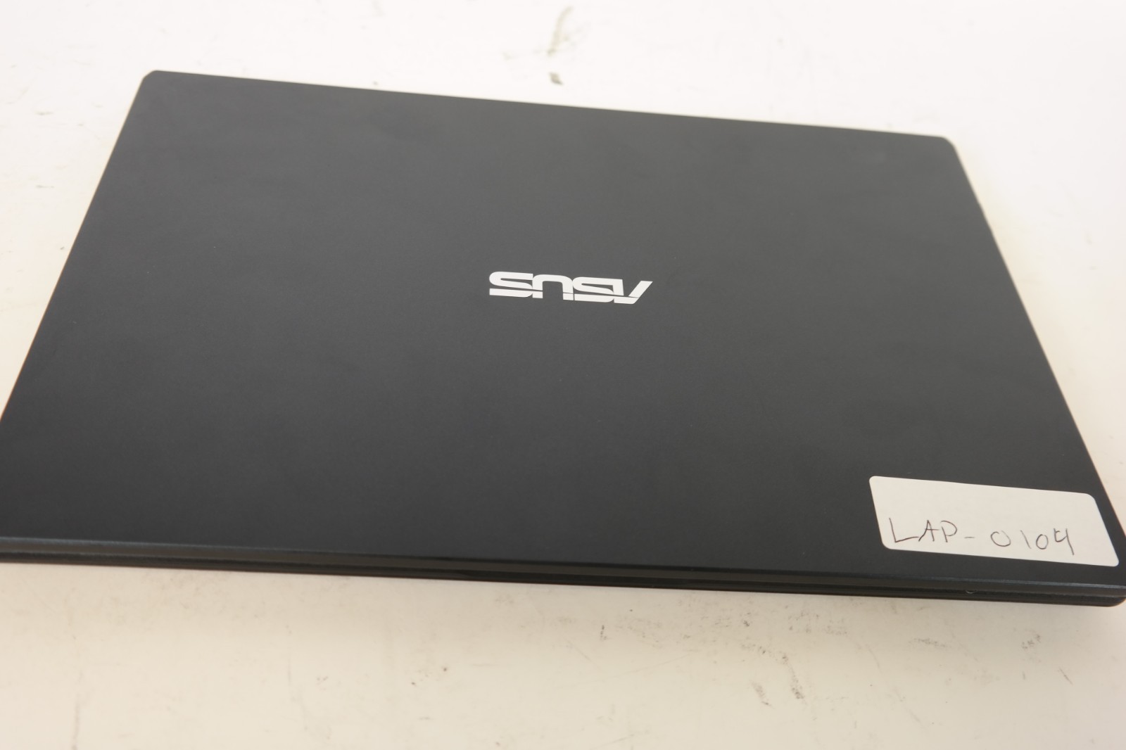 ASUS E410M 14″ Notebook PC – Intel N4020 – 4GB RAM – 64GB eMMC – Untested