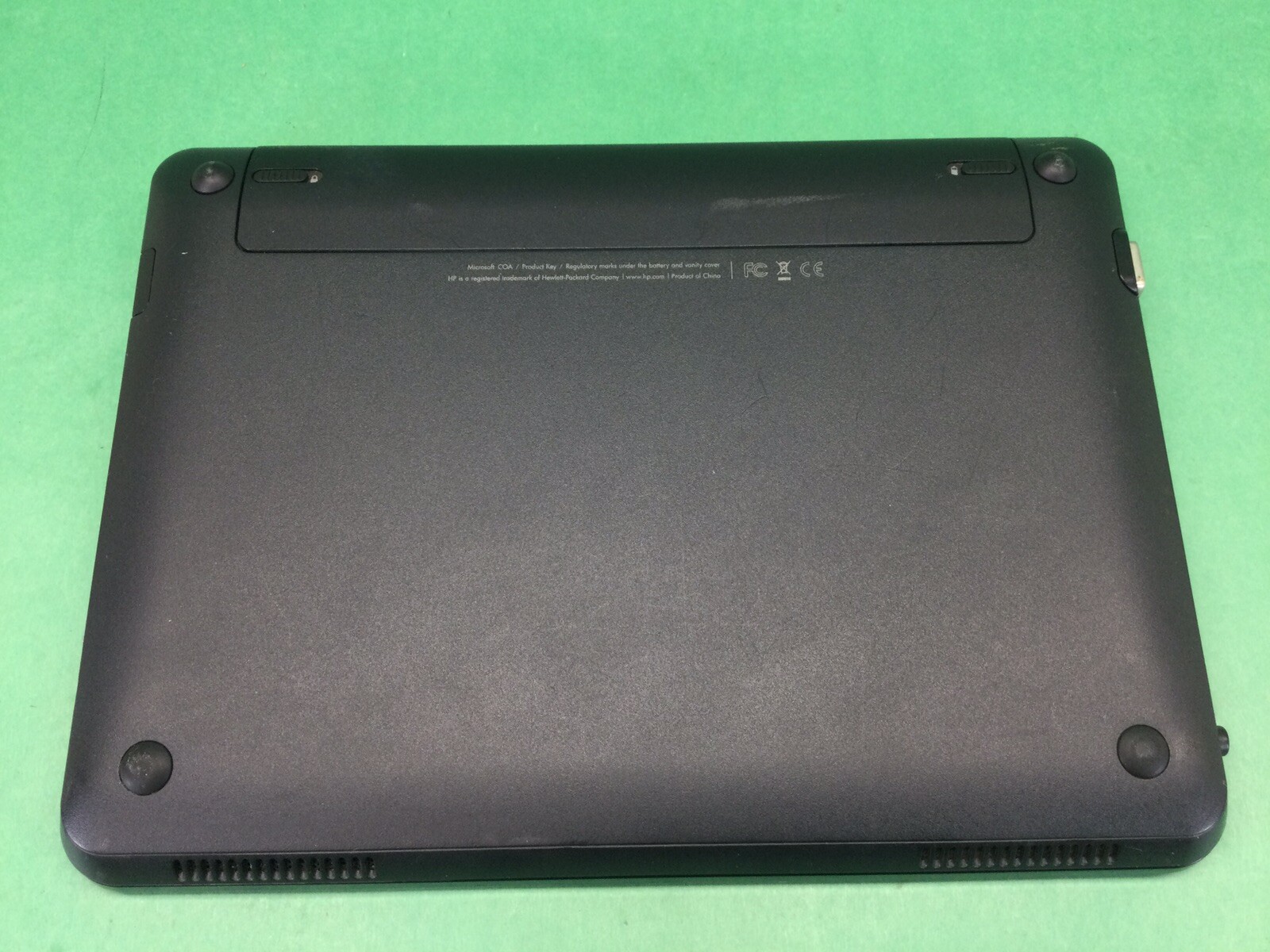 HP Mini 110-3135DX – 10” Laptop – UNTESTED