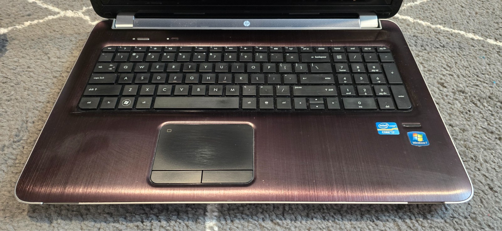 HP Pavilion DV7 Intel i7-2670QM 2.2GHz 8 GB 750GB HDD Win11