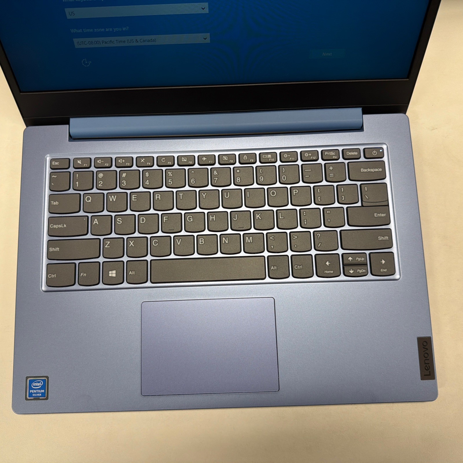 Lenovo IdeaPad 1 14IGL05 14 inch (128GB, Intel Pentium, 1.10GHz, 4GB)