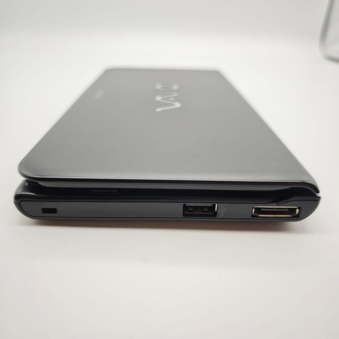 Sony Vaio Personal Computer P Series VPCP11ALJ Black Z560 2.13GHz SSD 64GB