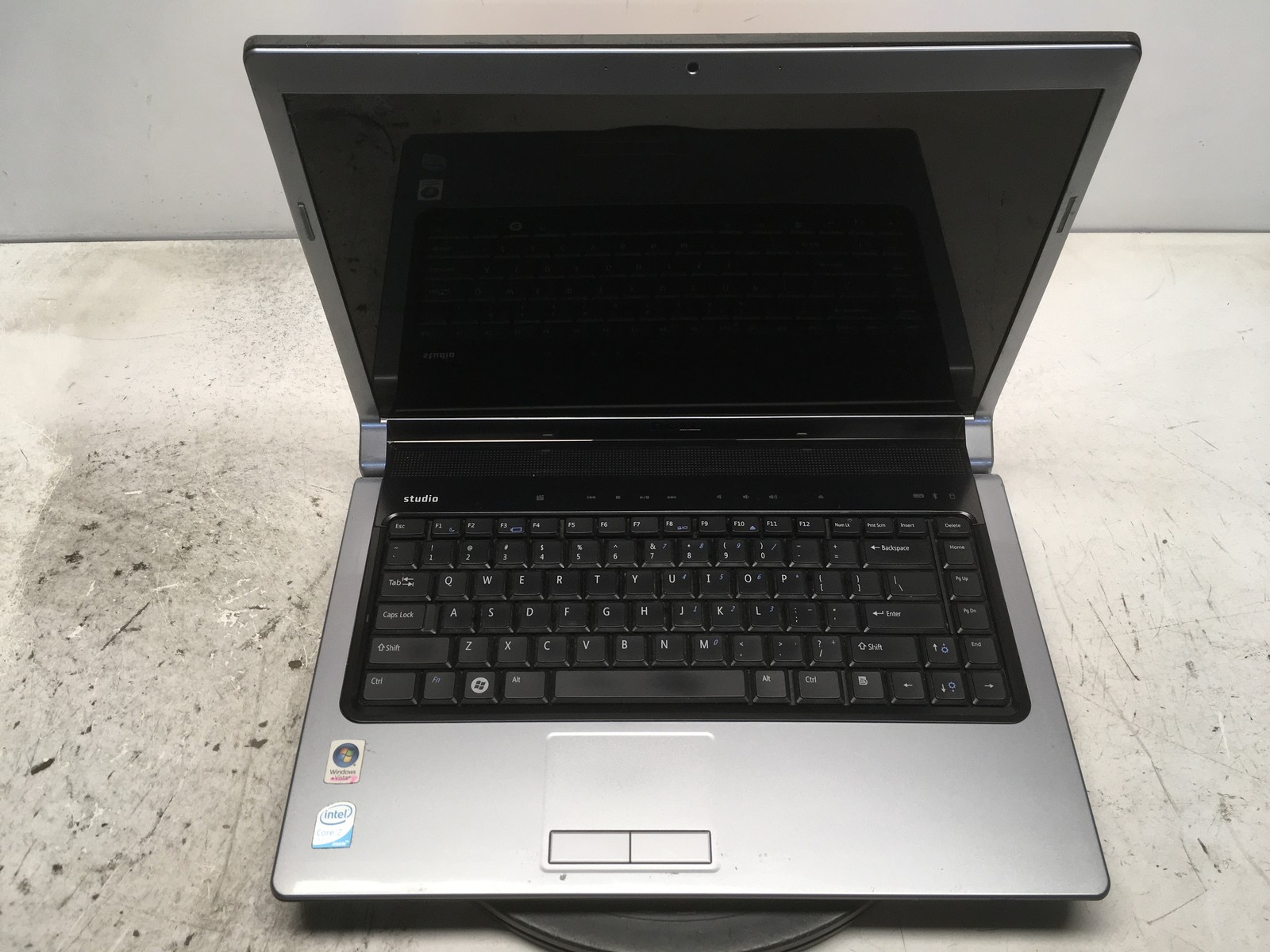 Dell Studio 1535 Intel Core 2 Duo 06FD 1.5GHz 512 MB NO HDD No Batt