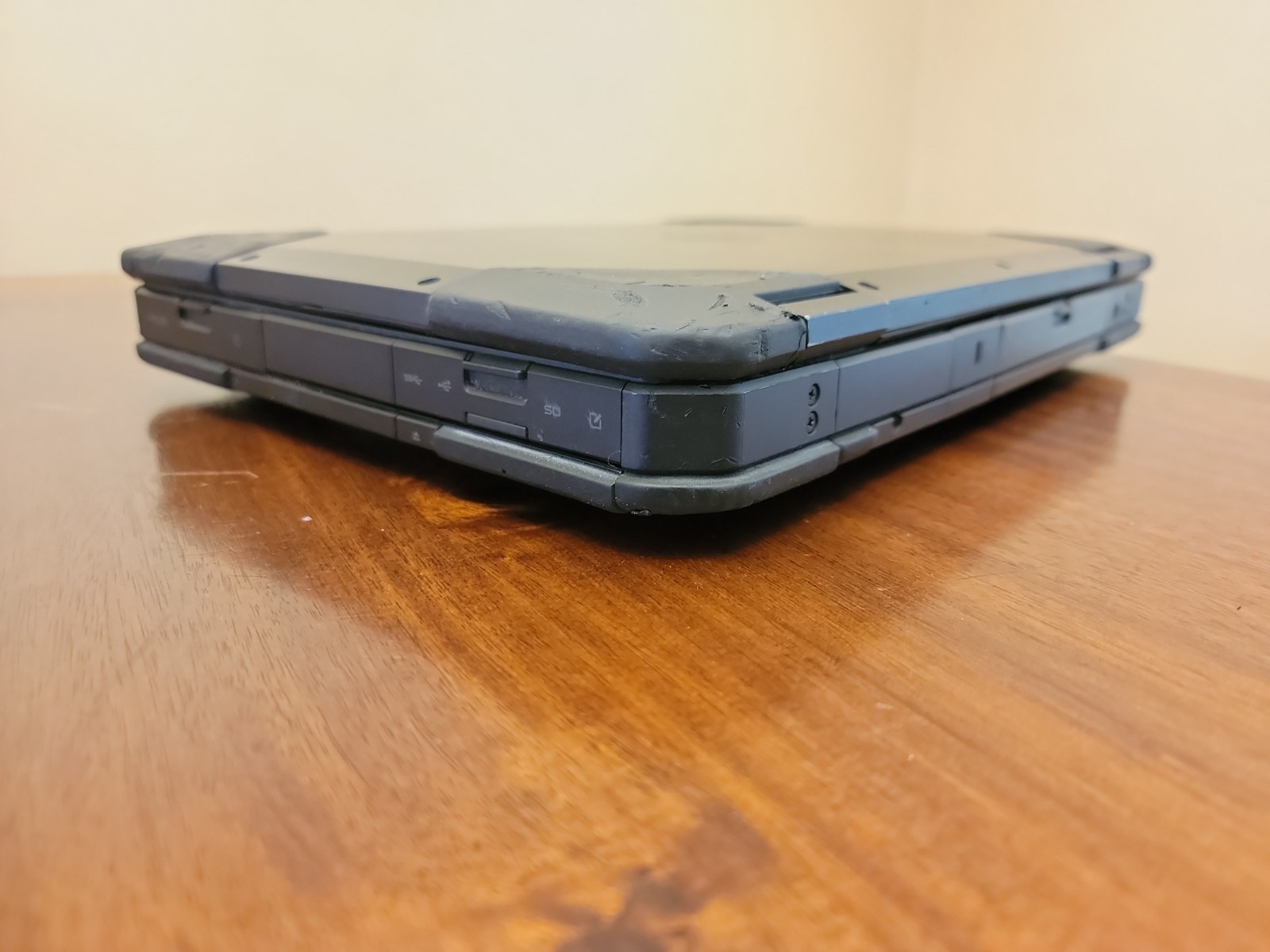 Dell Latitude 14 Rugged 5404 | i5-4310U | 8GB RAM | 500GB SSD | Win11Pro