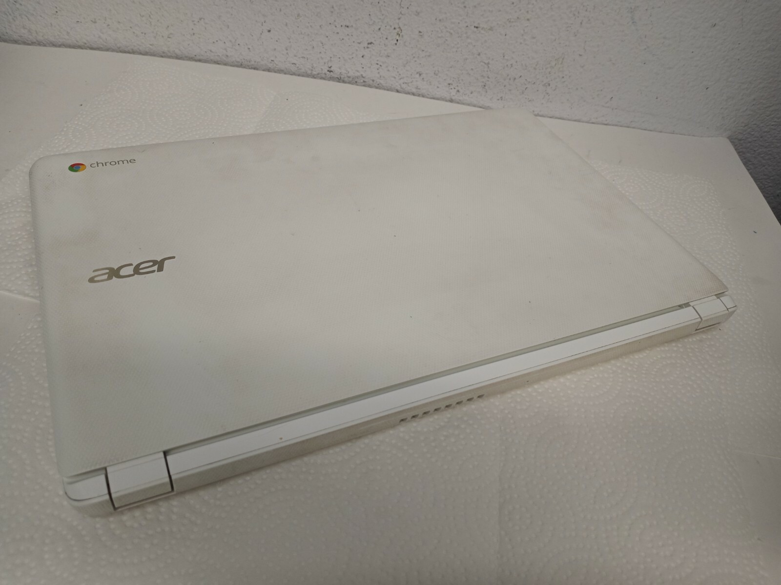 Acer Chromebook 15 CB5-571 15.6″ Intel Celeron 1.5GHz 2GB RAM 16GB SSD * READ *