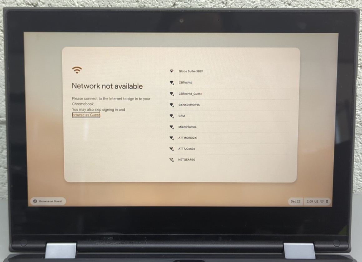 Lenovo 500e 11.6 inch 32GB, Intel Celeron, 1.10GHz, 4GB Chromebook.Wear from Use