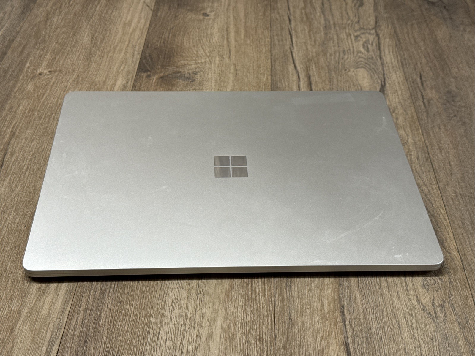 Microsoft Surface Laptop 7 2037 13.8″ Snapdragon X 3.4GHz 16GB RAM 512GB SSD