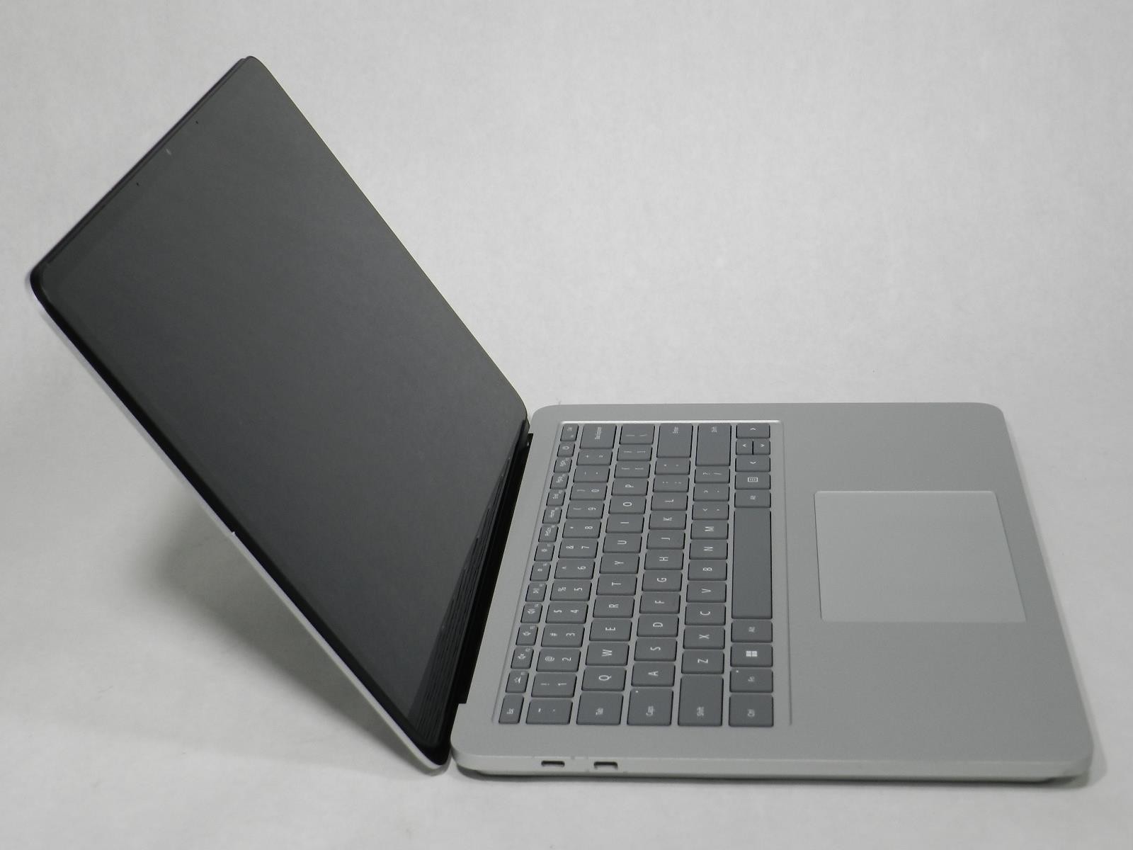 MICROSOFT Surface Laptop Studio | i7-11370H | 512GB SSD | 16GB | B+ | RTX3050 Ti