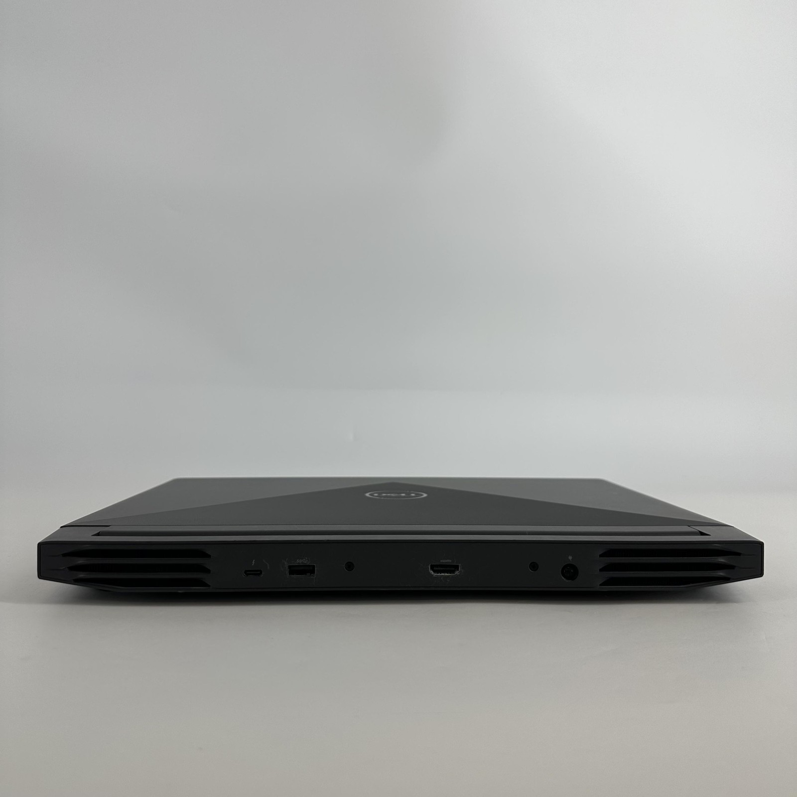 Dell G15 5511 15.6 Gray FHD i7-11800H 2.30GHz 32GB 1TB SSD RTX 3060 Good