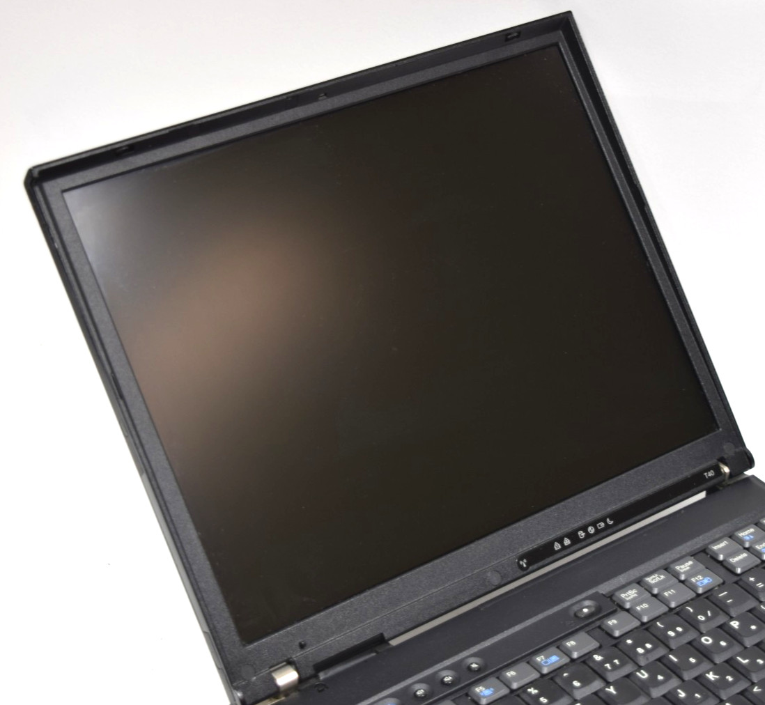 IBM THINKPAD T40 1.60GHz 2GB RAM 80GB HDD WINDOWS XP SP3 ATI RADEON 7500 NO BATT