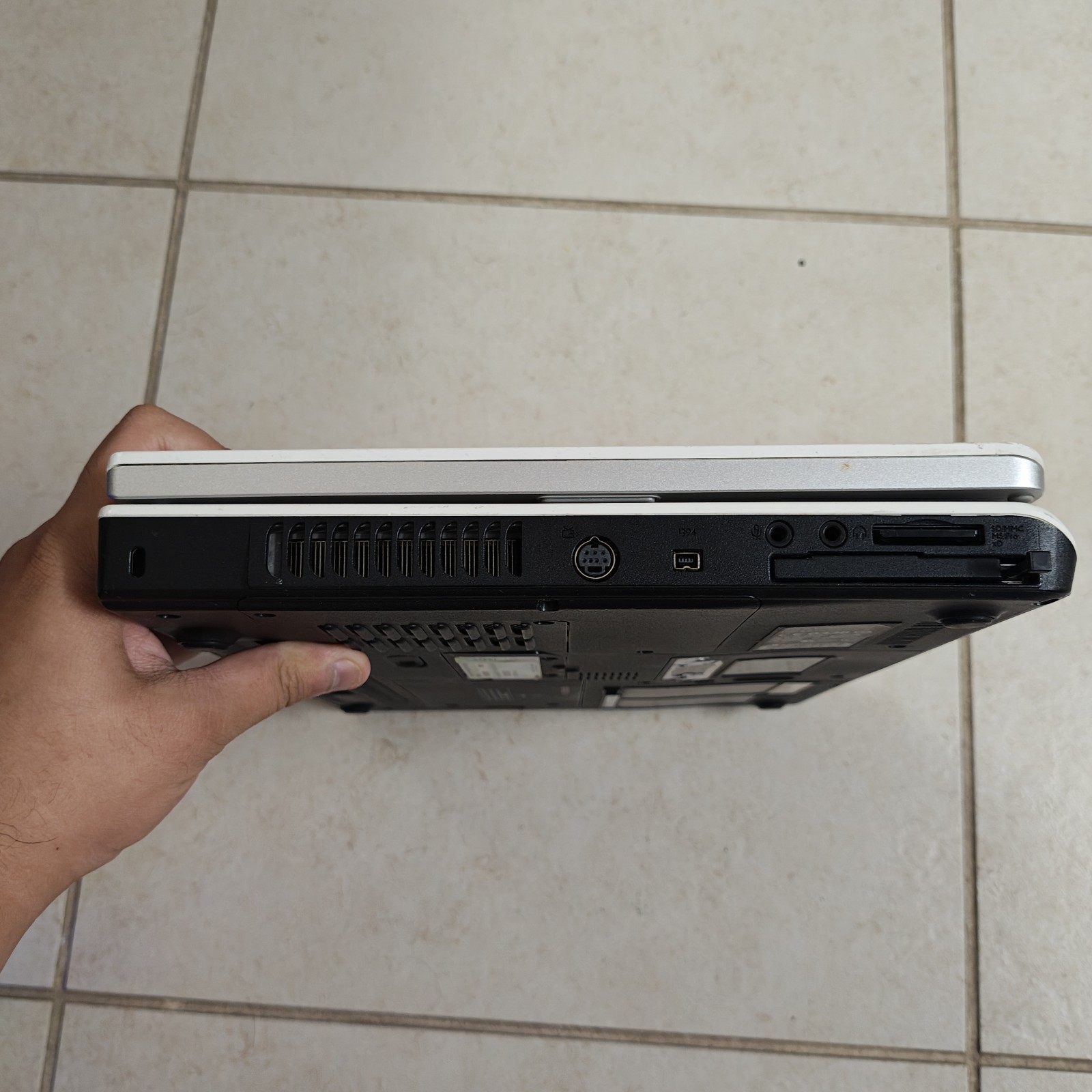 Dell Inspiron E1405 14.1″ Laptop – NO HDD/1GB RAM – Intel Core Duo #3928