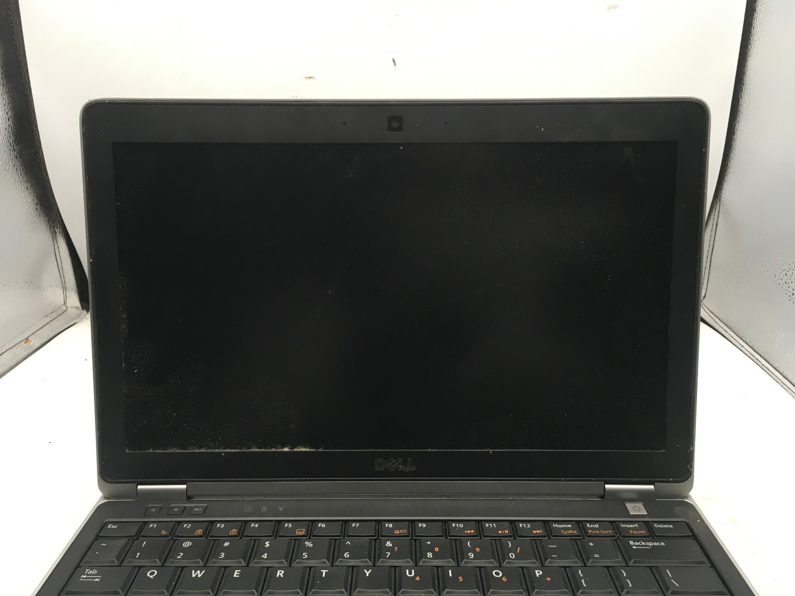 DELL LATITUDE E6220 – FOR PARTS/BROKEN LCD – INTEL I5 2ND GEN – NO RAM -READ- BB