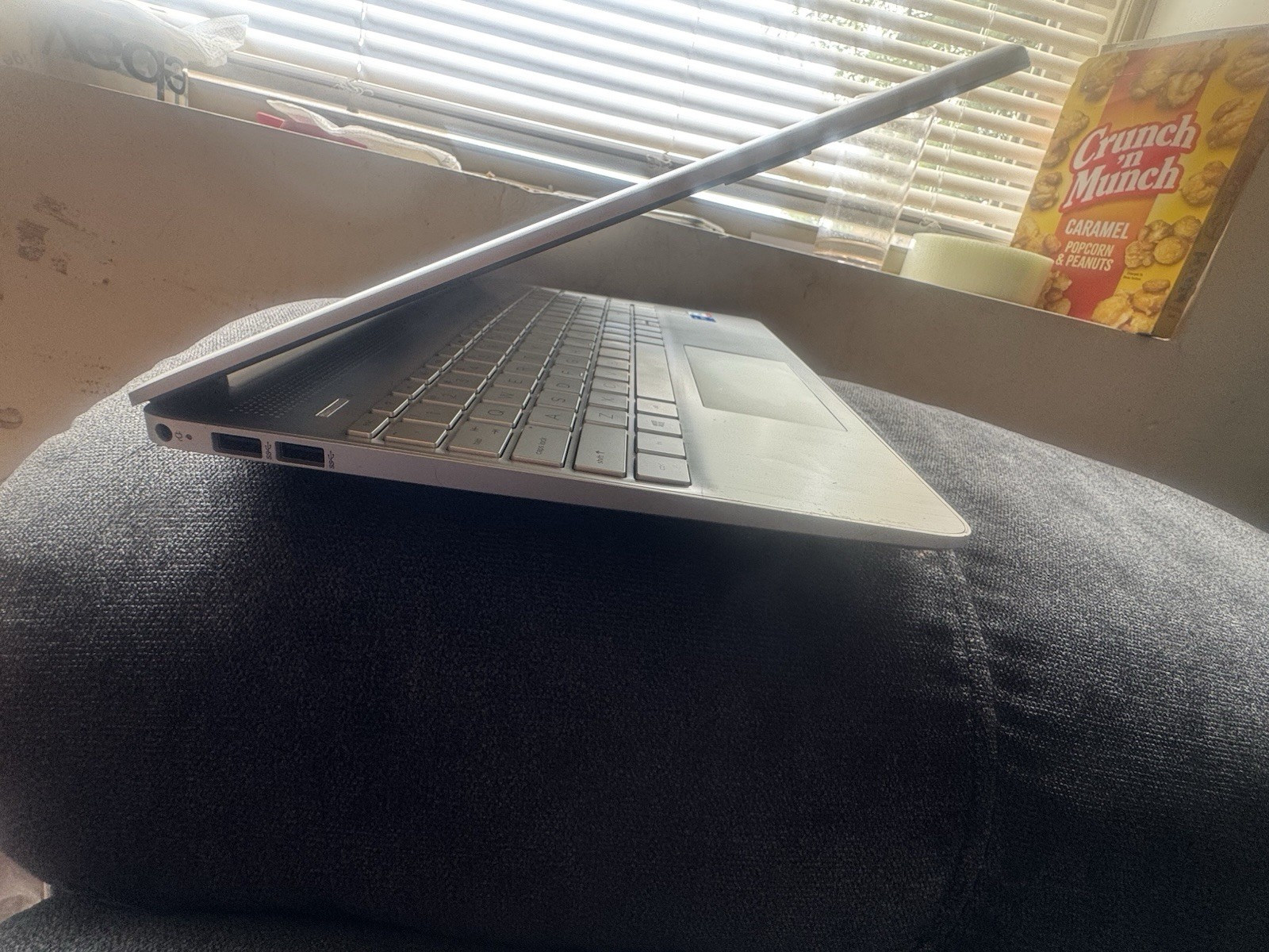 HP LAPTOP 15-DY2XXX INTEL CORE I5-1135G7 2.40GHZ 8GB RAM 256SSD