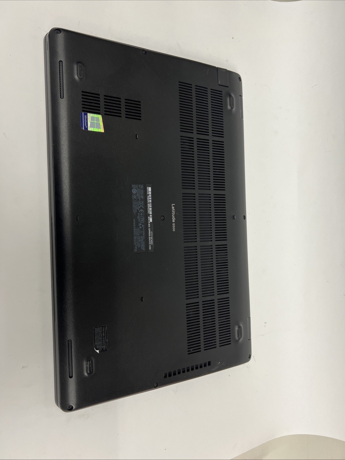 5X Dell Latitude 5500 Laptop 8GB Core i5 8365U 1.60GHZ 15.6″ NO SSD/OS/CRG