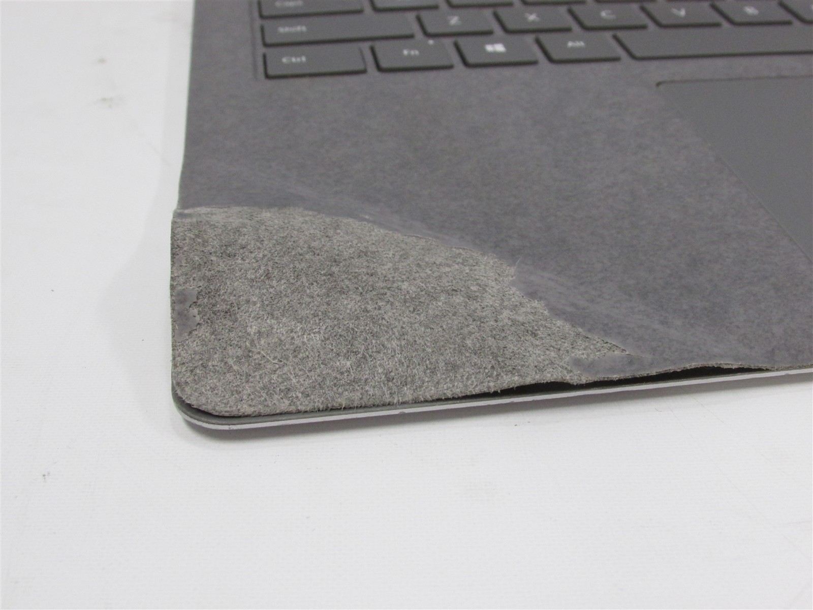 Microsoft Surface Laptop 3 1867 i7-1065G7 1.3GHz 16GB 256GB 13.5″ Win11 Home DMG