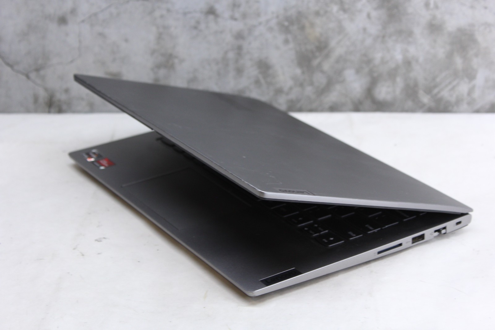 Lenovo ThinkBook 14 G4 ABA | No Charge/POST, No Ram, No SSD AS IS | Ryzen 7 5000