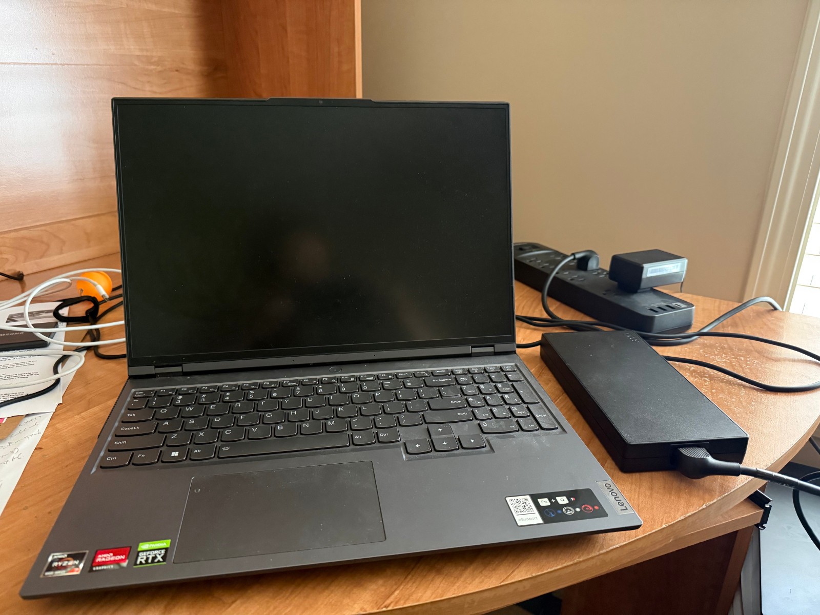 Lenovo Legion 5 Pro 16 3070Ti (1TB SSD, AMD Ryzen 7 6800H, 3.20GHz, 32GB)