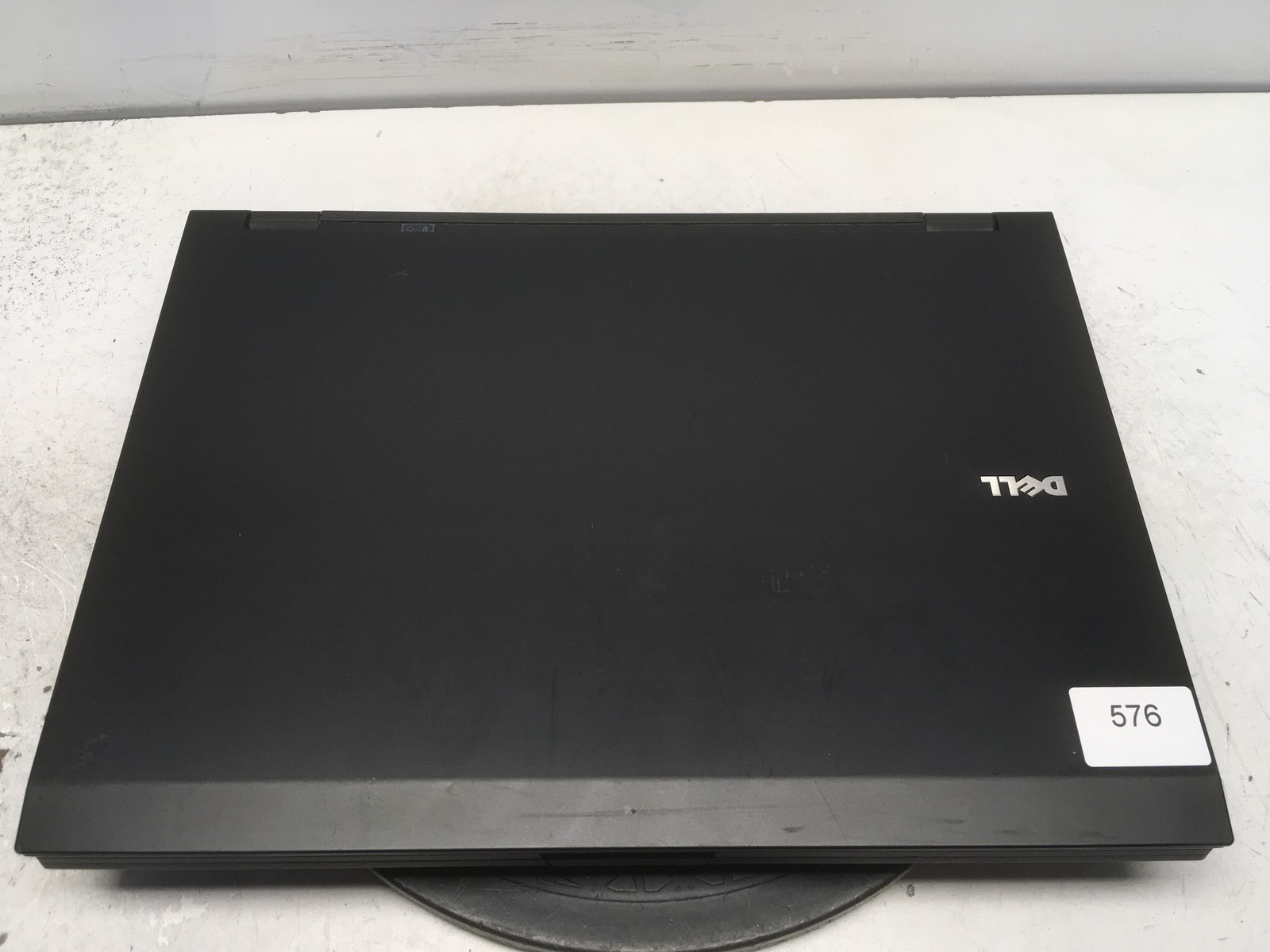 Dell Latitude E5500 Intel Core 2 Duo P8700 2.53GHz 4 GB NO HDD No Batt