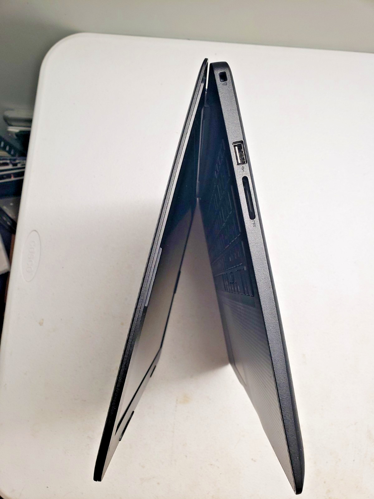 Dell Inspiron 3593 i3-1005G1 1.20Ghz 8 Gb 250 Gb SSD 15.6 LED Charger Win11 Home