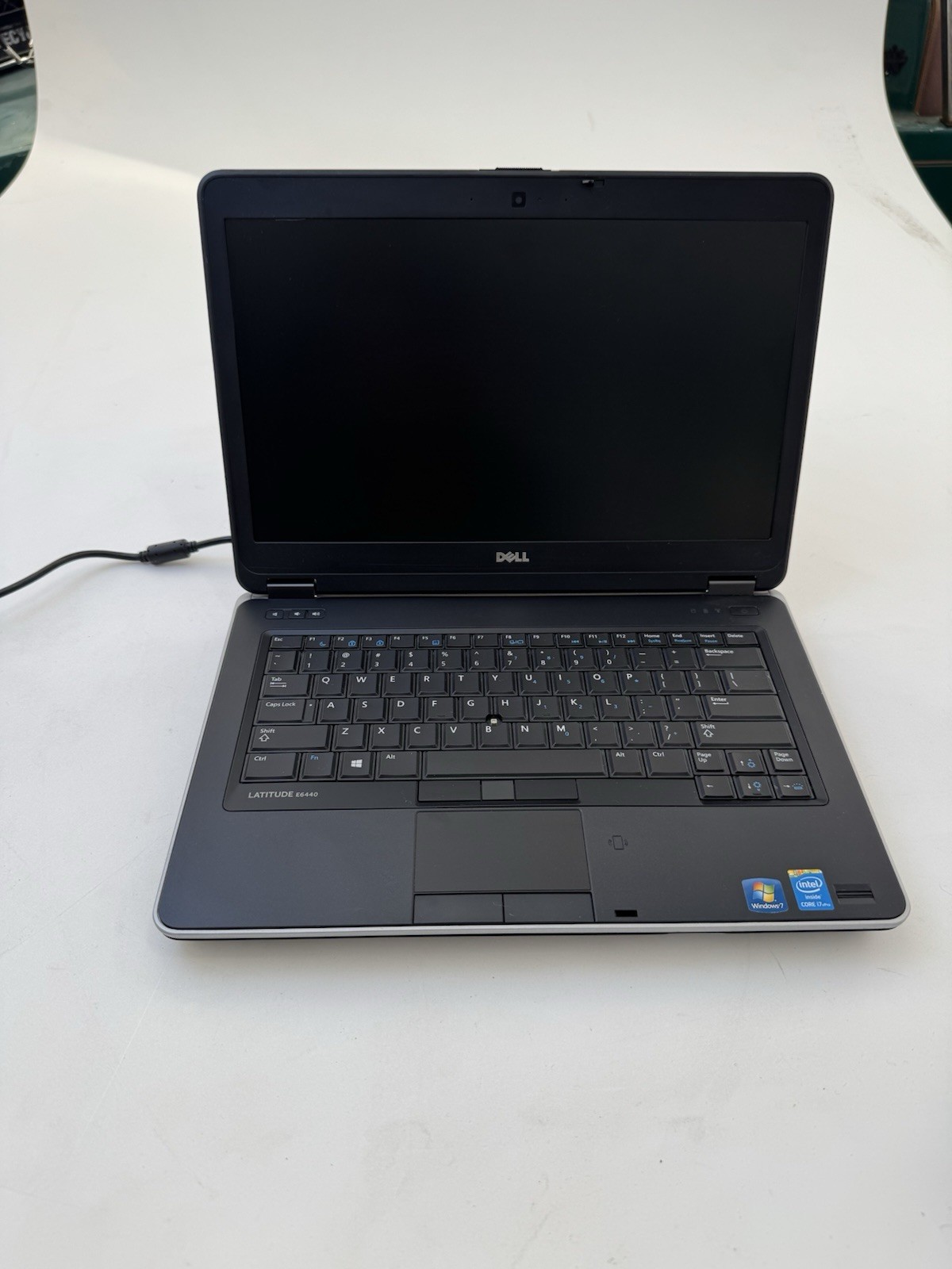 Dell Latitude E6440 14″ Core i5-4310M 2.7GHz 8GB 256GB SSD Webcam Win 10 Laptop