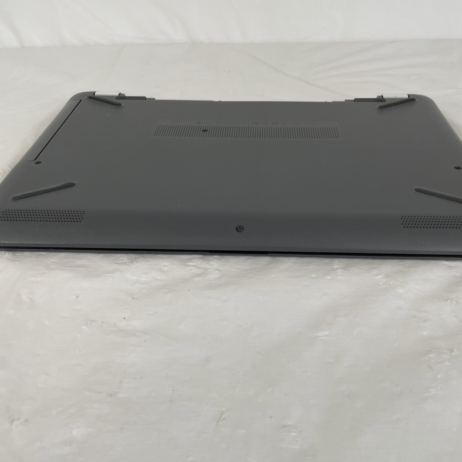 HP PAVILION 15-bs1xx | 15-8250U 1.60 GHz | 8GB RAM | NO HDD | SEE DESCRIPTION!