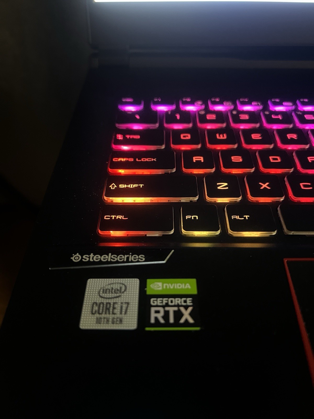 MSI GE75 Raider 10SFS 17.3” i7-10750H RTX 2070 SUPER 16GB 512GB Gaming Laptop