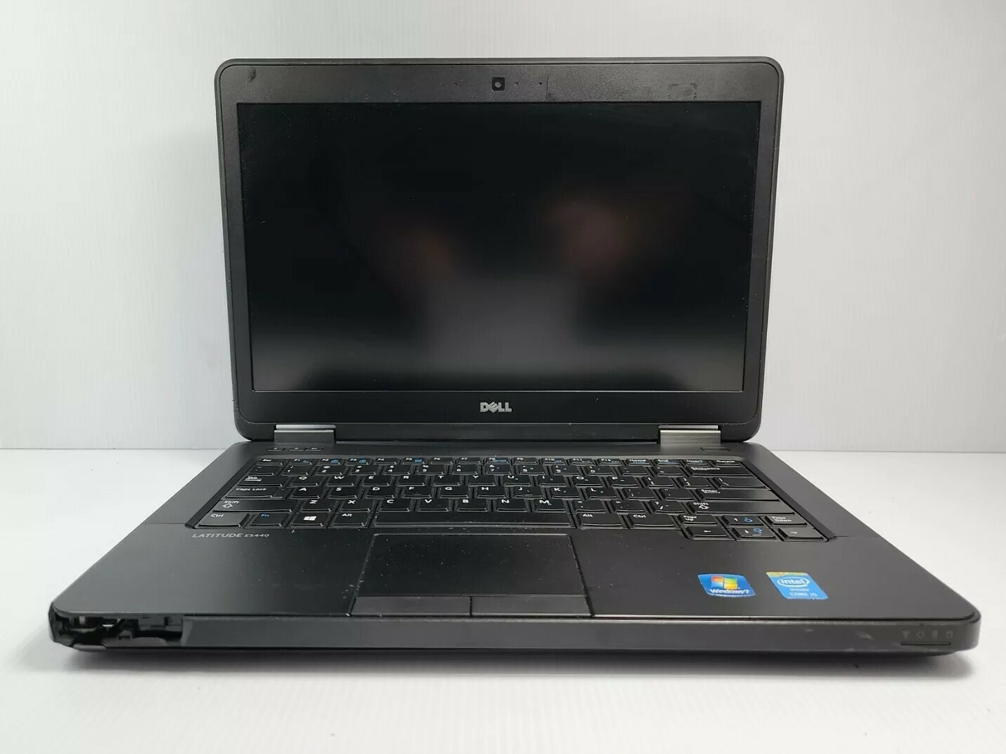 DELL LATITUDE E5440 14″ LAPTOP Intel i5 broken screen as is