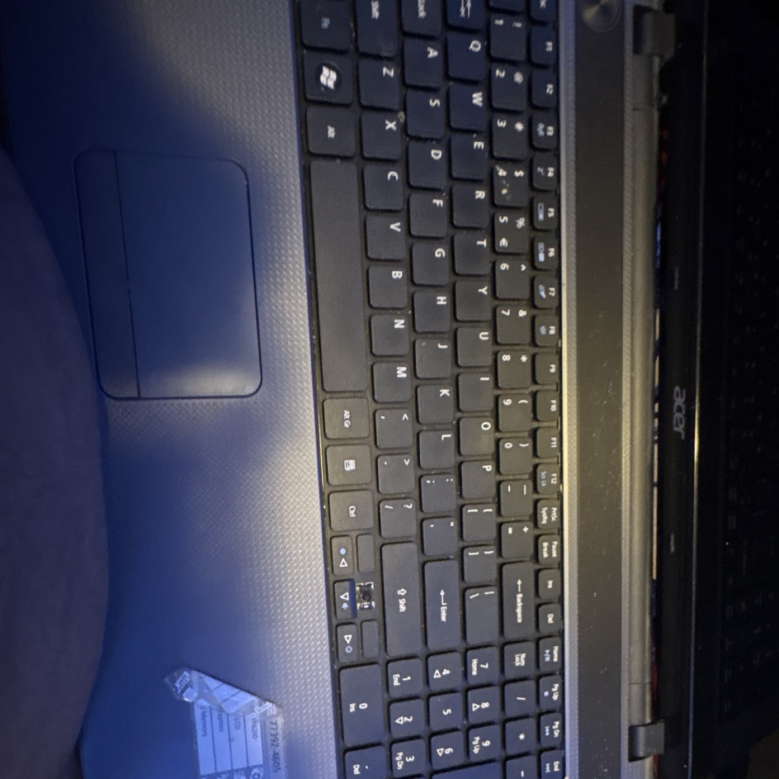 Acer Aspire 5733Z 15.6″ Laptop Intel Pentium 2GB 320GB HDD Windows 7 Blue
