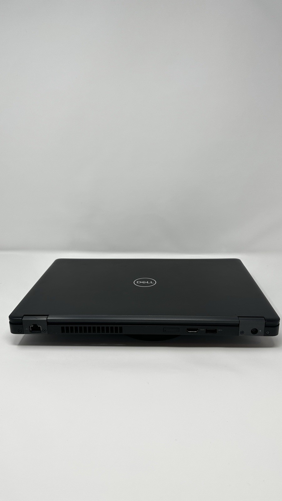 Dell Latitude 5490 i5-8250U 16GB 238GB SSD Windows 11 Pro 14″ Black