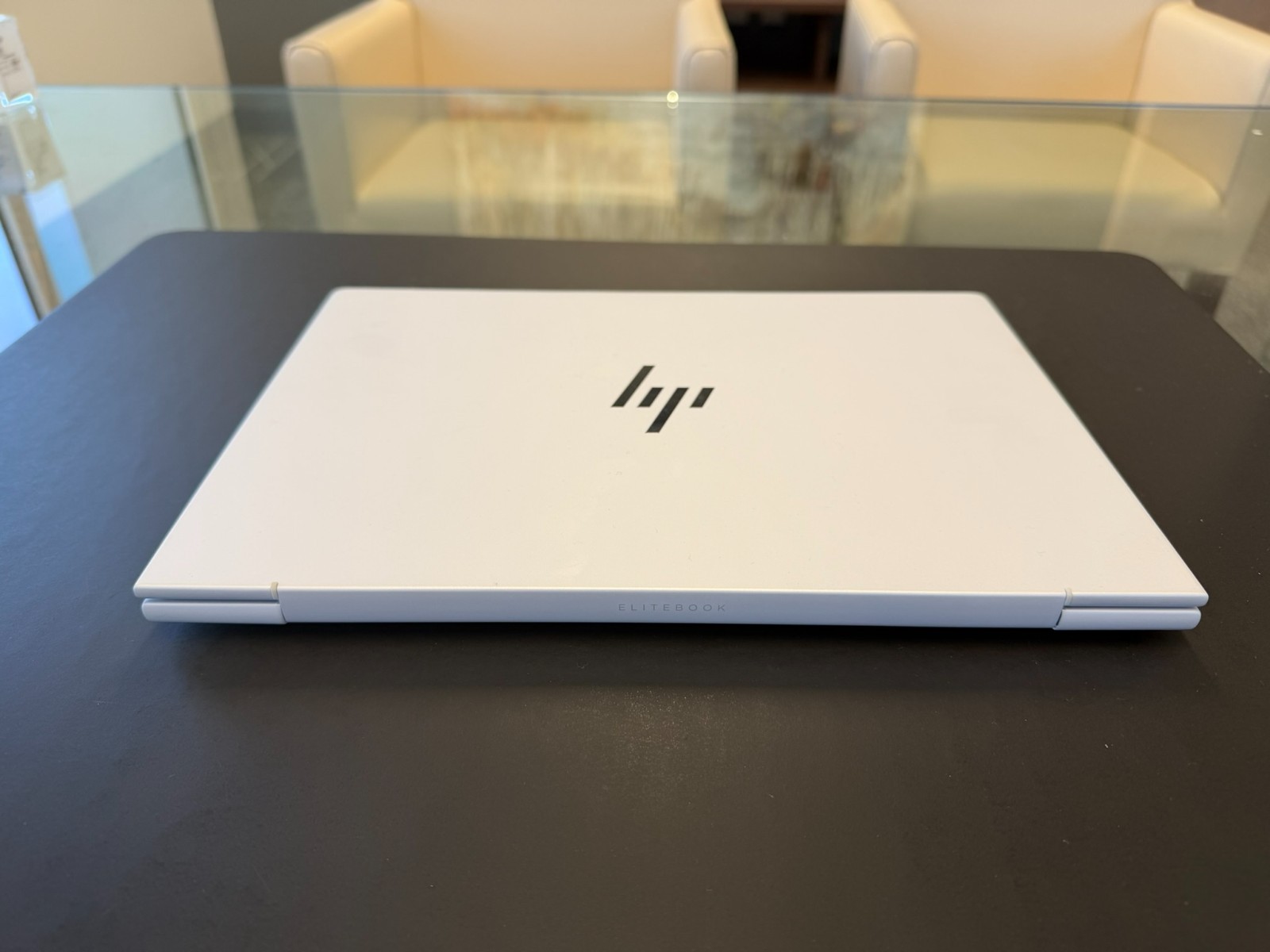 HP – EliteBook 1040 G11 14″ Touch Screen Laptop – Intel Core Ultra 7 – 32GB – 2T