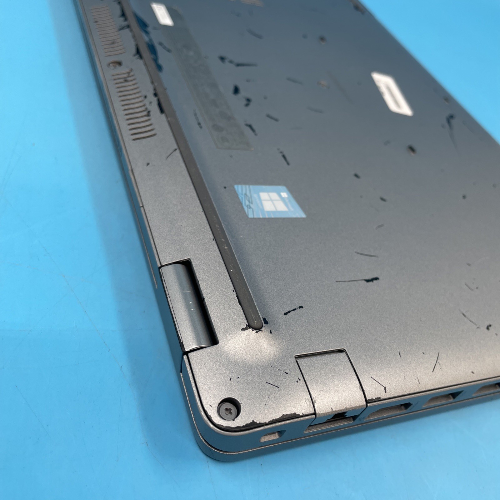 Dell Latitude 5420 | i7-1185G7 | 16GB RAM | 256GB SSD | NO OS | 42% BATT
