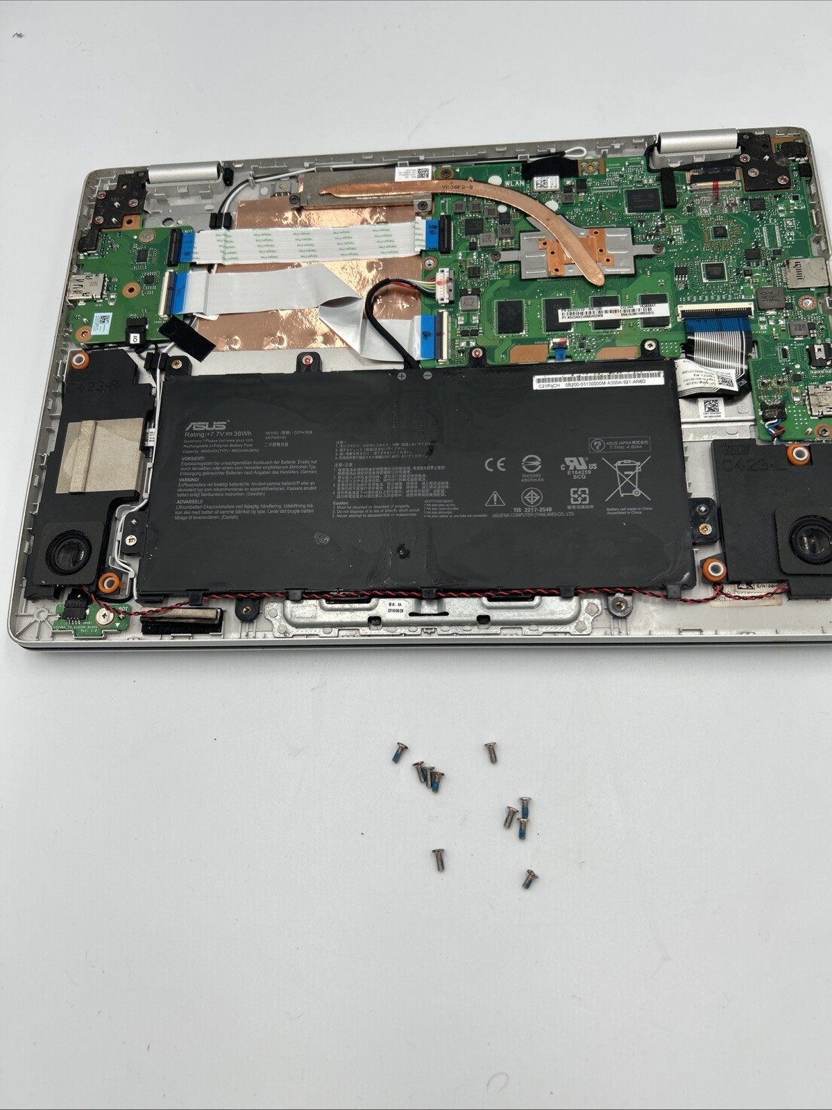 ASUS C423NA 14″ Chromebook Intel Celeron N3350 Laptop BAD Motherboard AS-IS