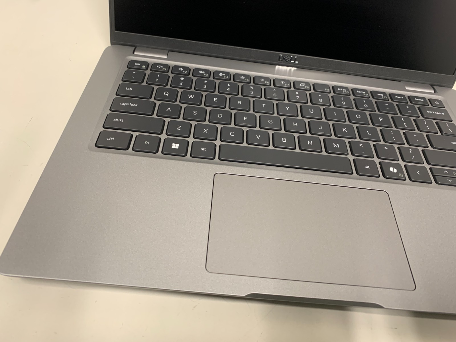 Dell Latitude 5450 P165G 14″ Core Ultra 5 125U 4.30GHz 16GB RAM 256GB SSD